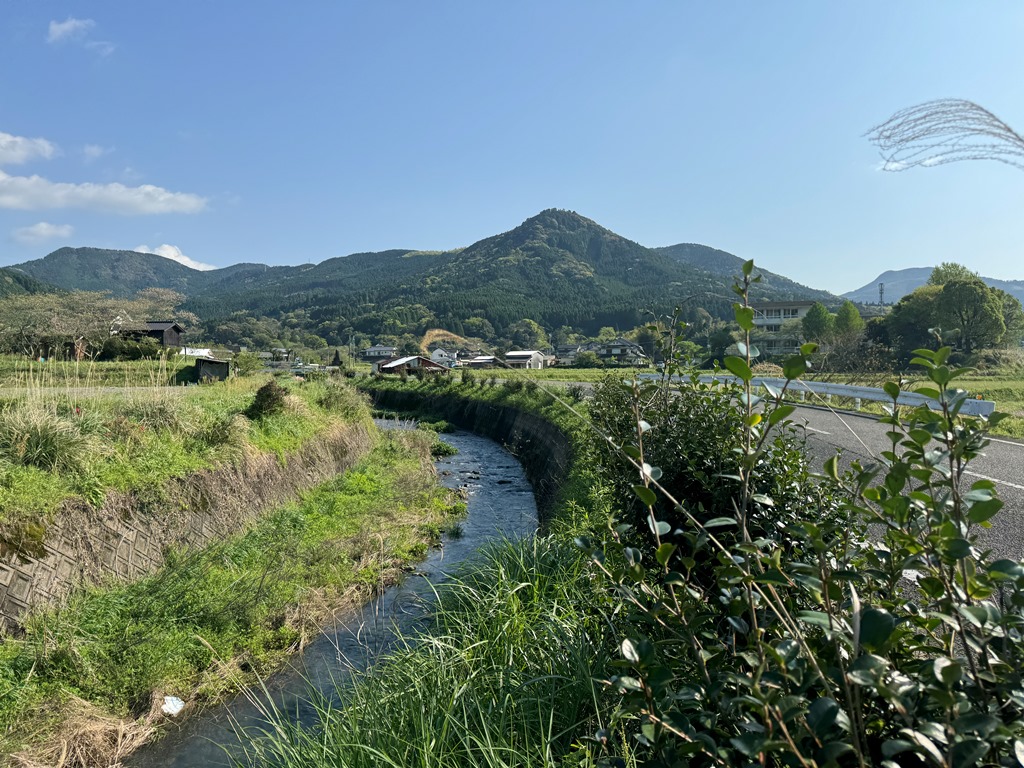 蛍の飛ぶ川　内野川